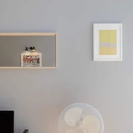 Liiiving In - Silver Light Apartment Porto